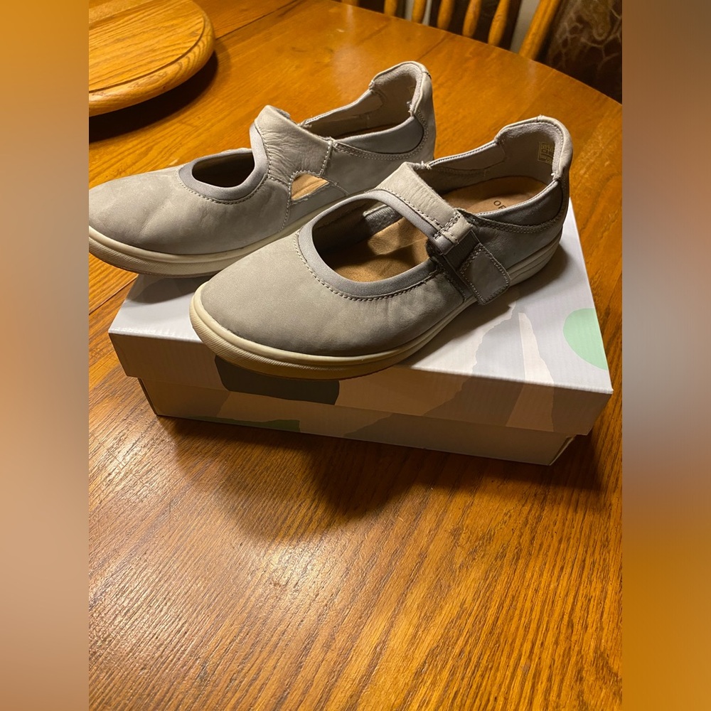 Clarks Gray Mary Jane Shoes
